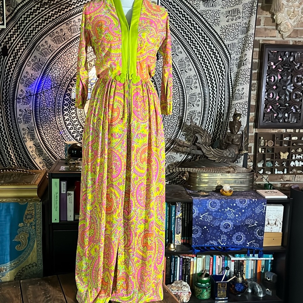 60’s Jumpsuit Lounger Bright Vibrant Paisley By Lotus Vintage